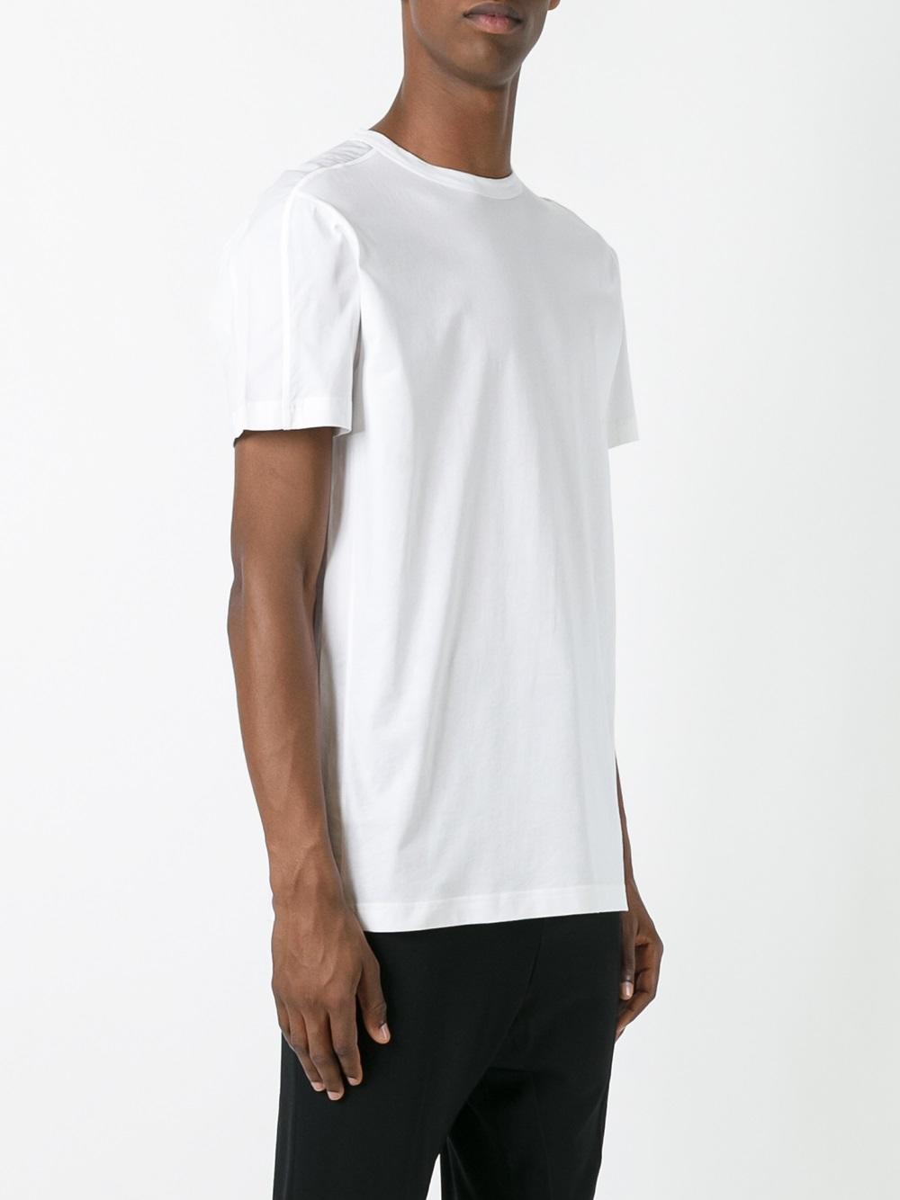 round neck T-shirt