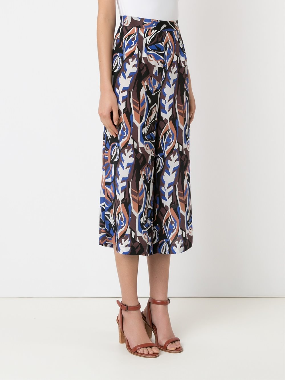 printed trousers