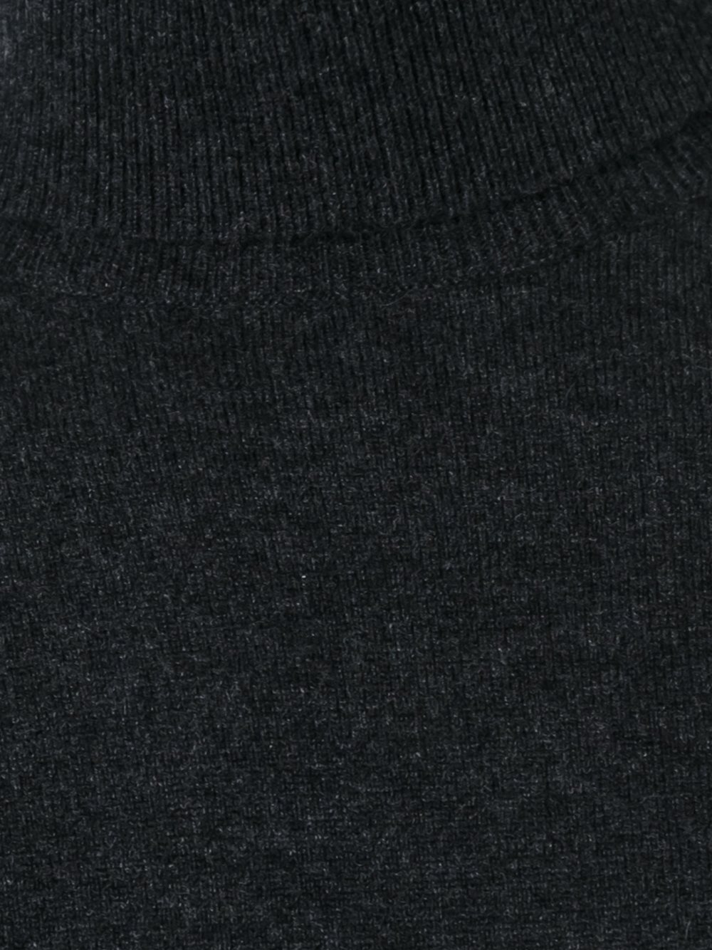 roll-neck jumper 