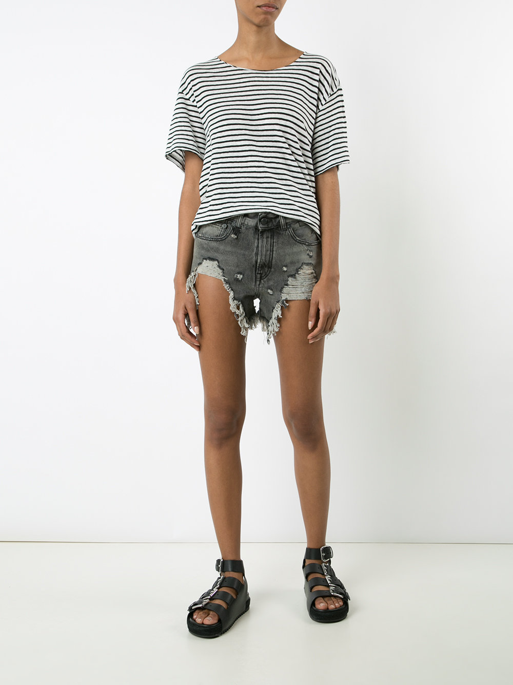 shredded trim denim shorts 