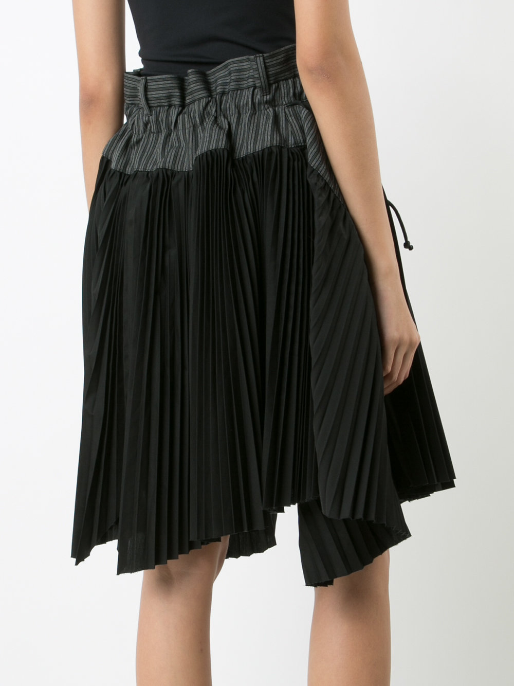 asymmetric pleated skirt 