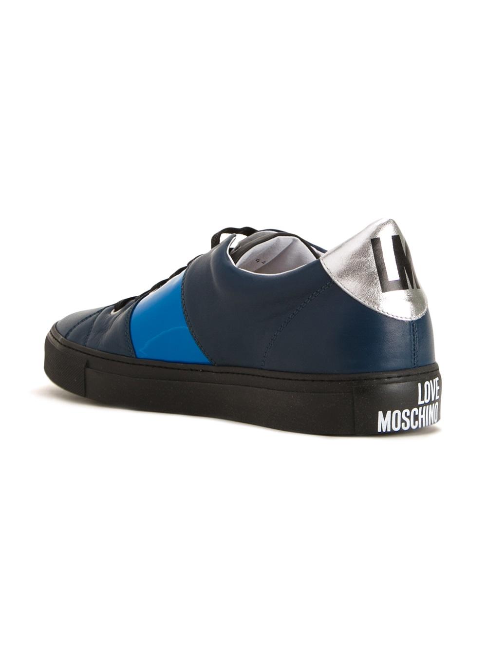 lateral logo sneakers
