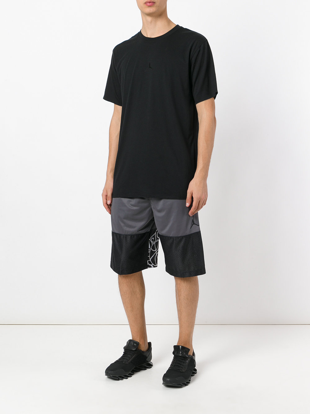 Jordan contrast hem shorts