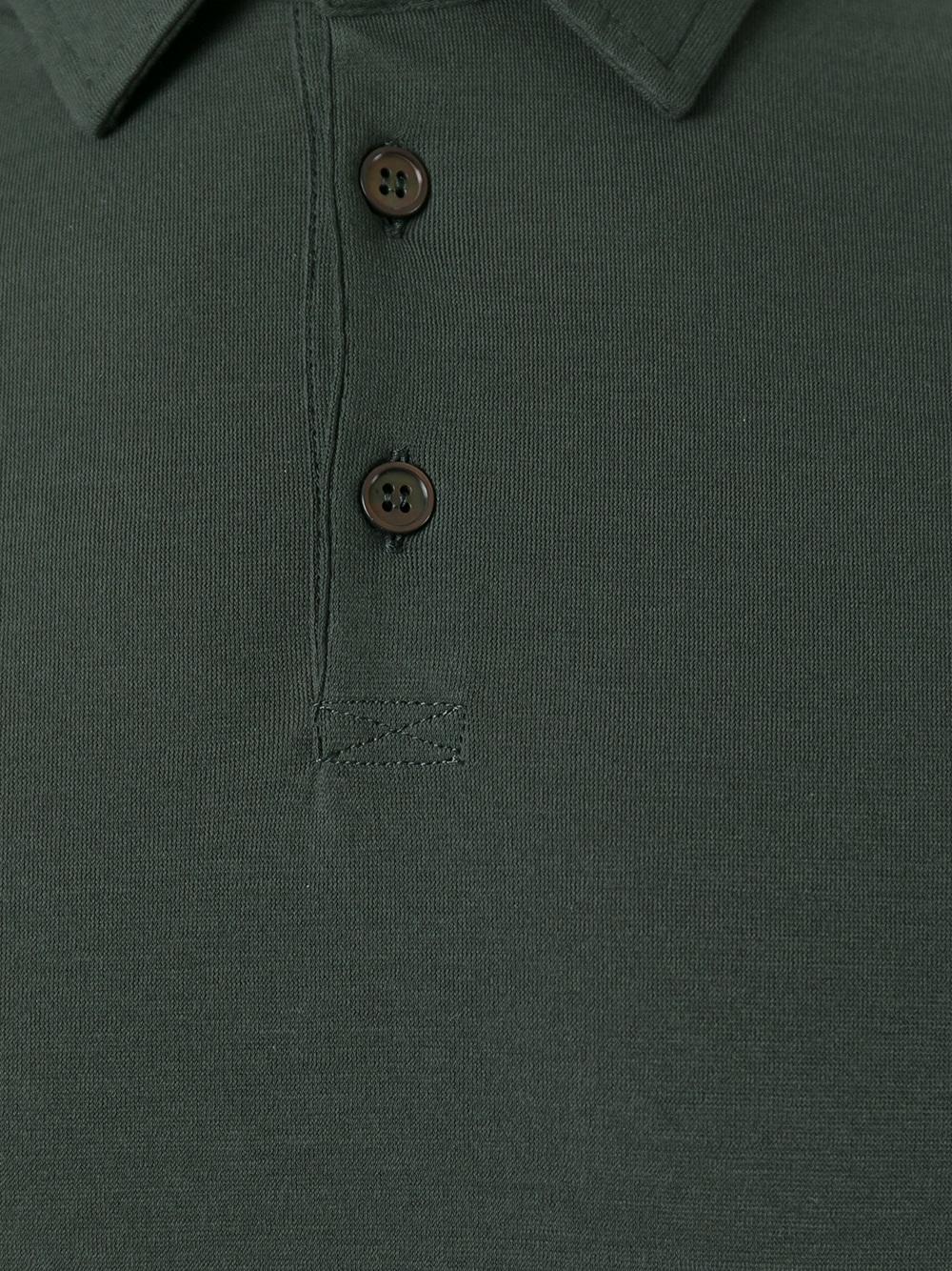 shortsleeved polo shirt