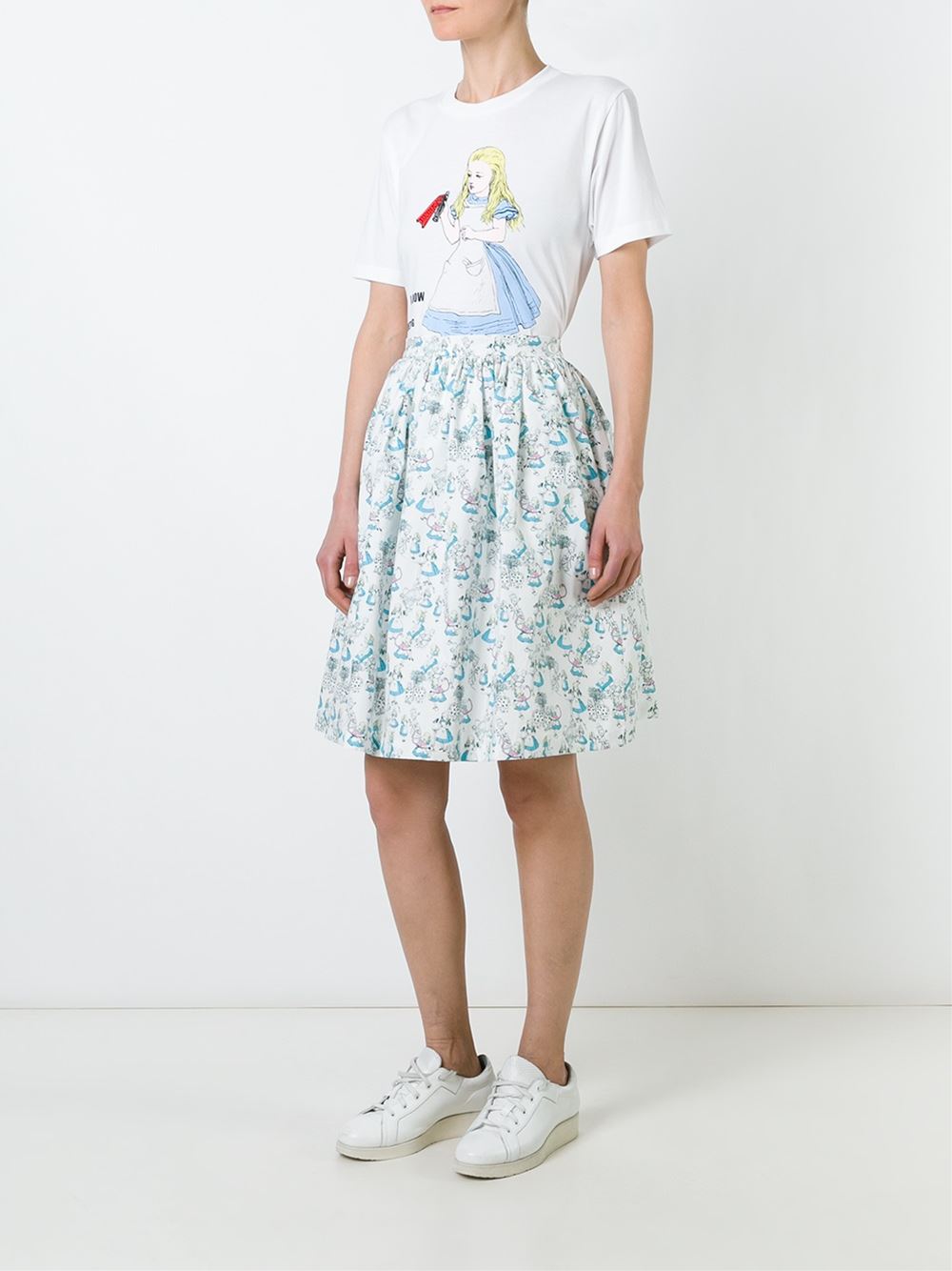'Alice in Wonderland‘半身裙