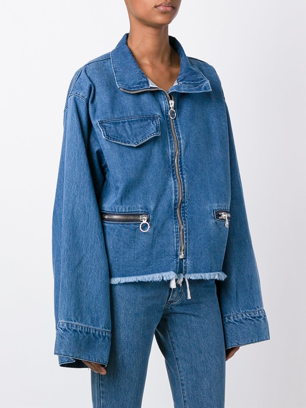 flared sleeves zipped jacket