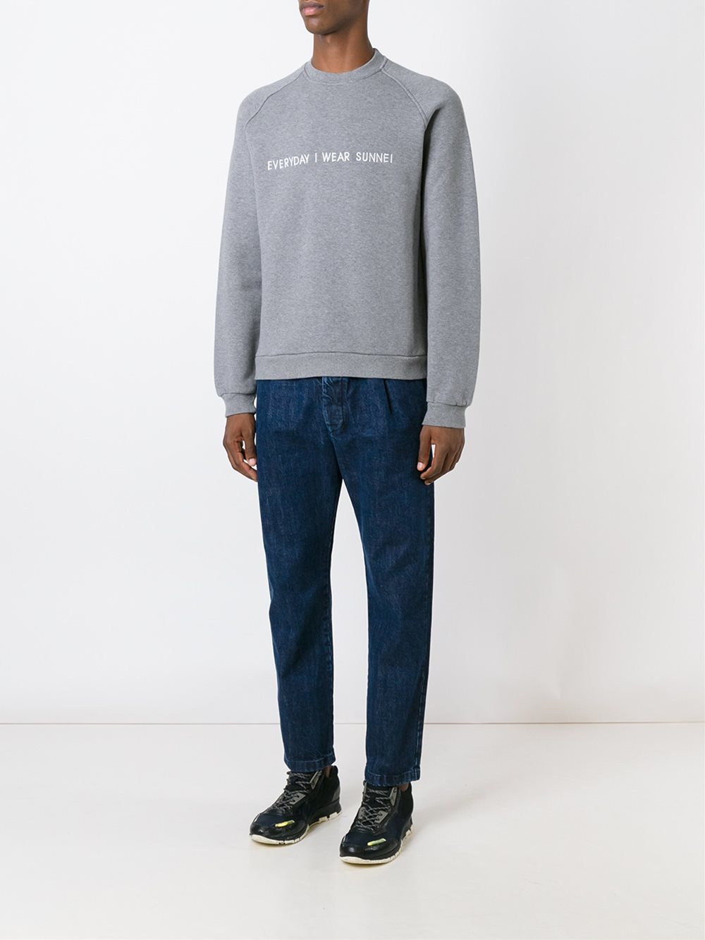 'I wear Sunnei'套头衫