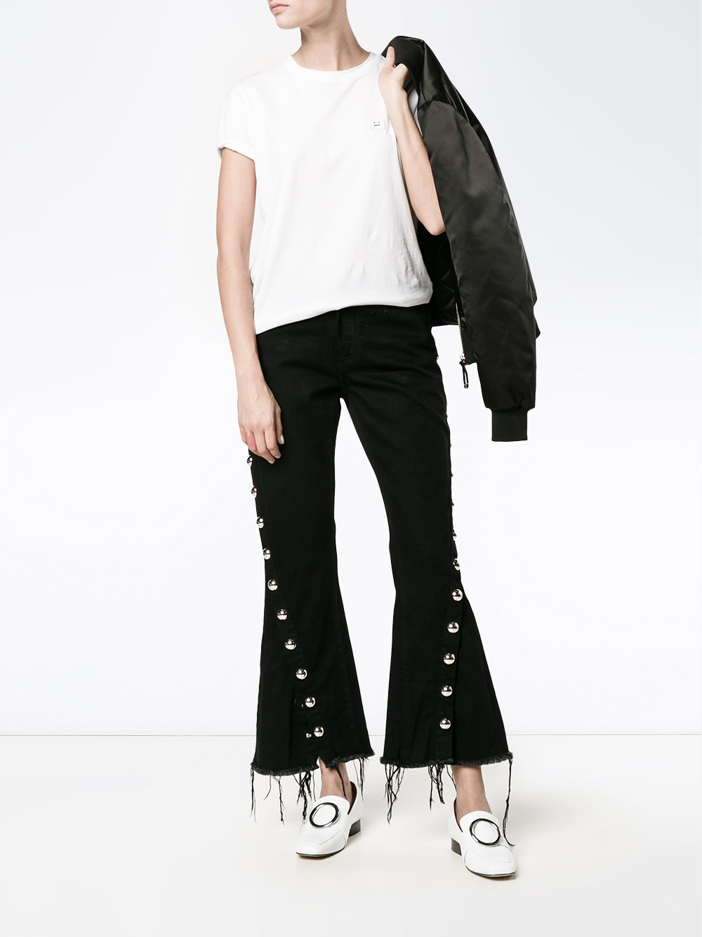 stud-trimmed frayed jeans