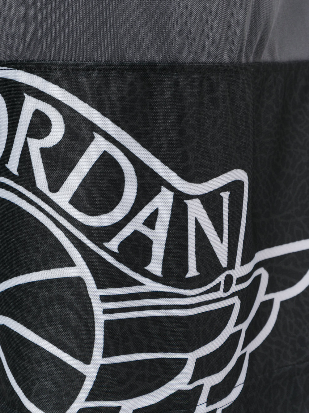 Jordan contrast hem shorts