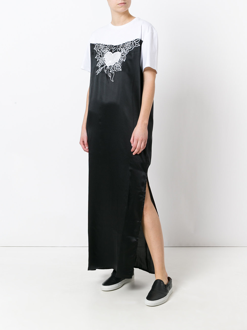 chest embroidery shift dress
