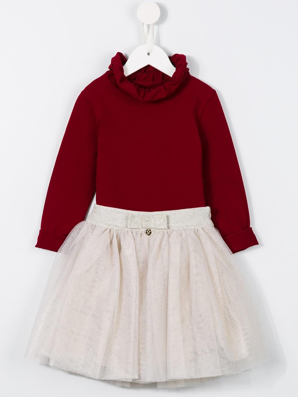 ruffled collar body