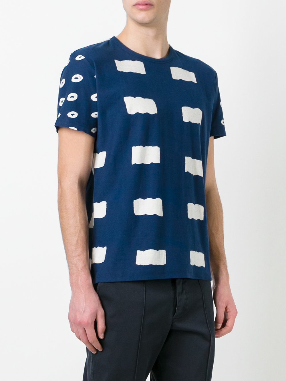 patterned T-shirt