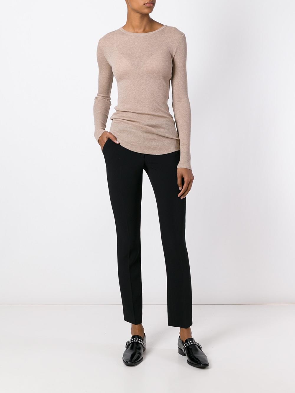 round neck jumper