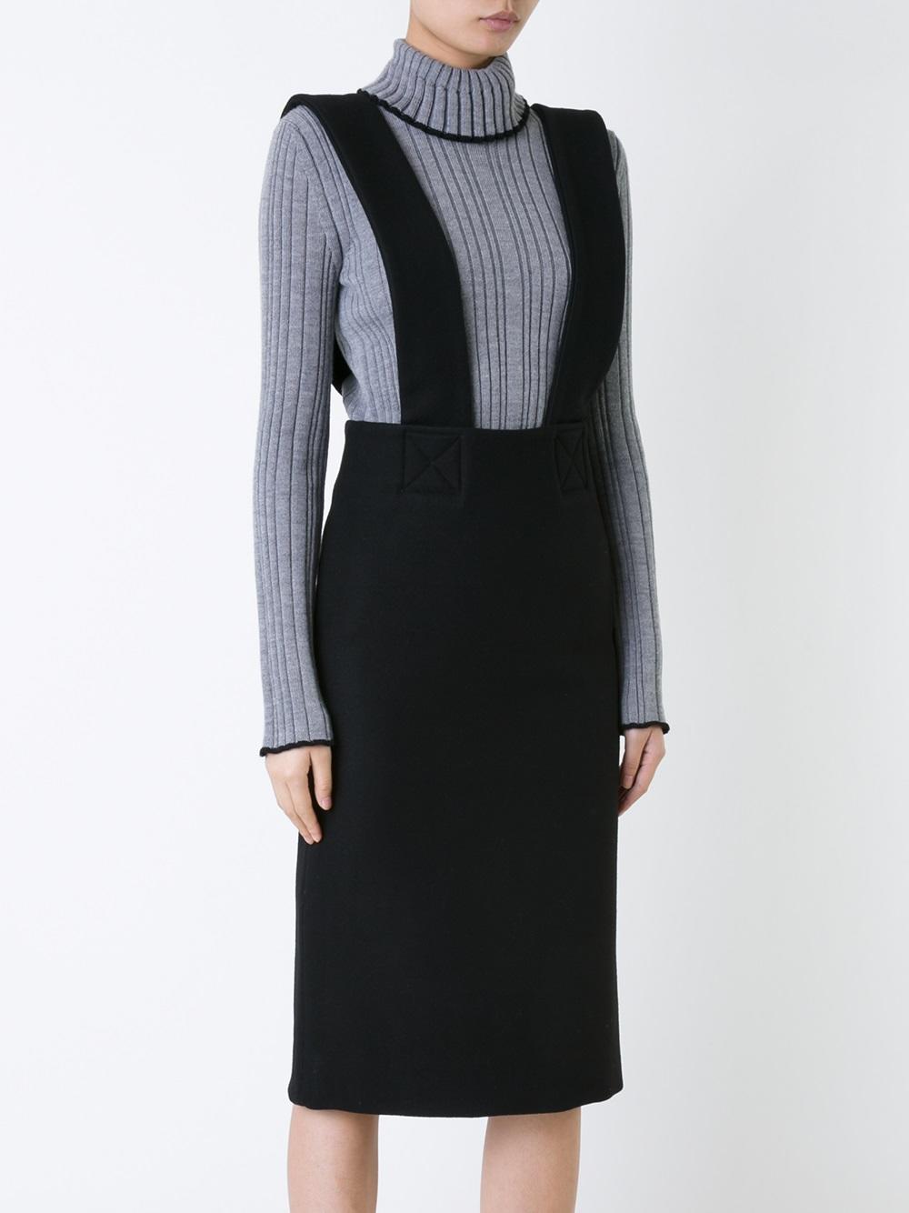 pinafore skirt