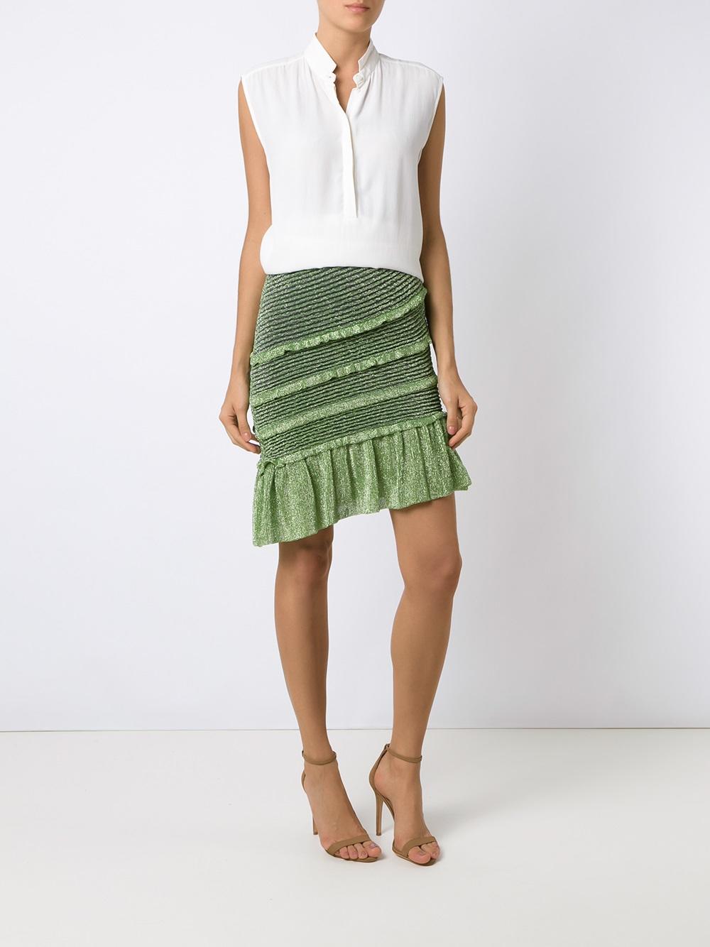 ruffled skirt