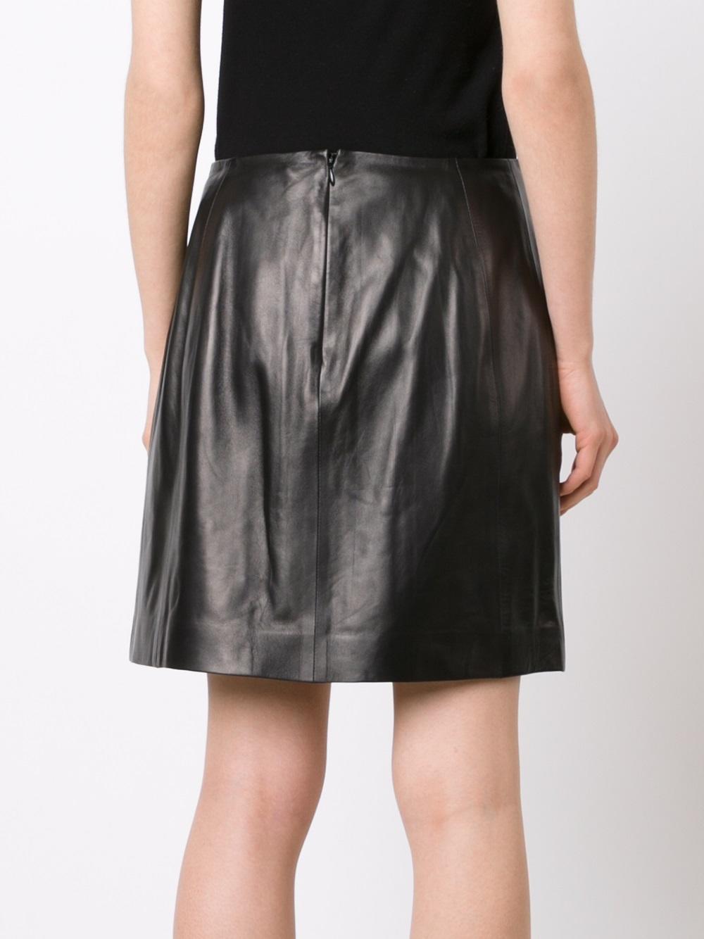 pleated detailing skirt