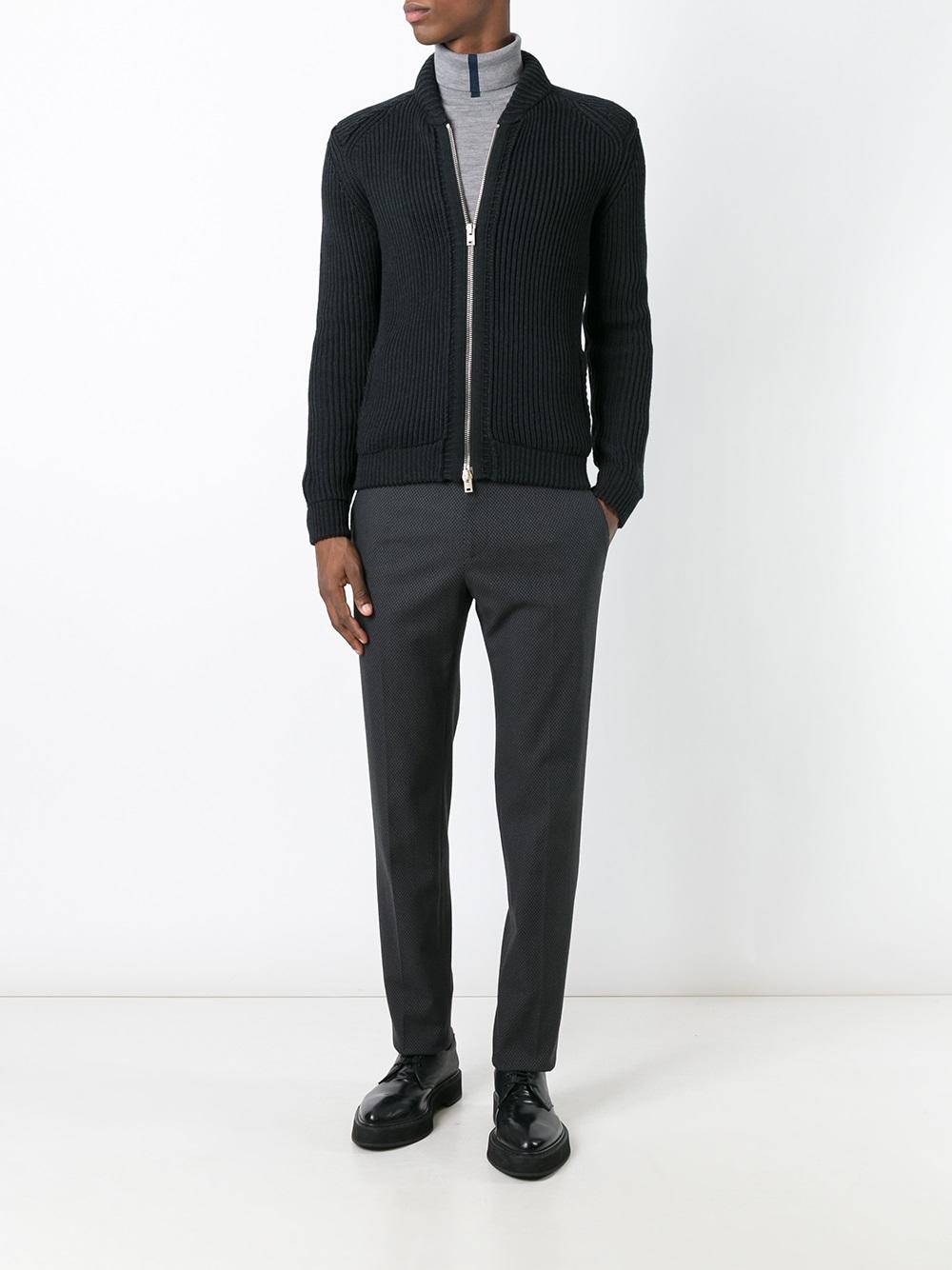 slim-fit jeans