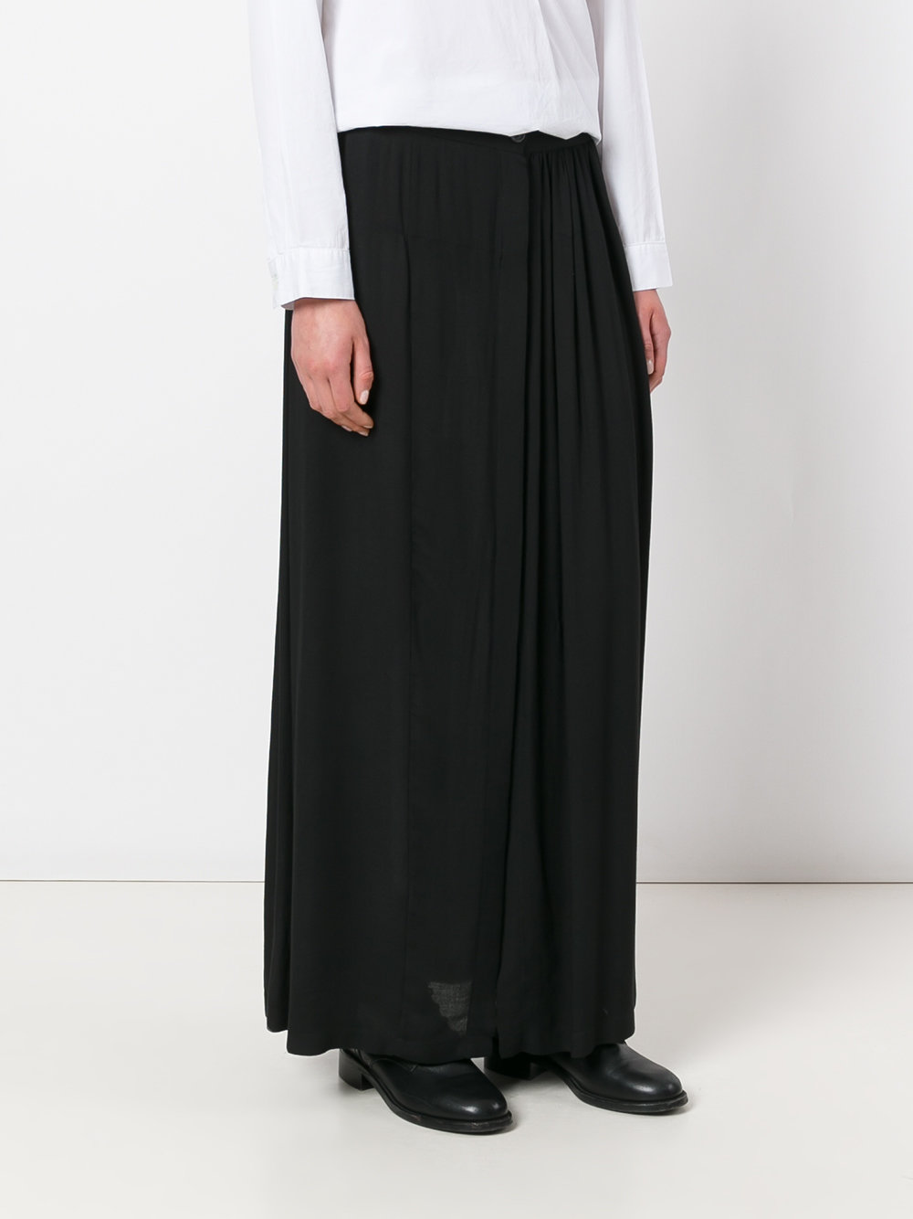 gathered front straight skirt