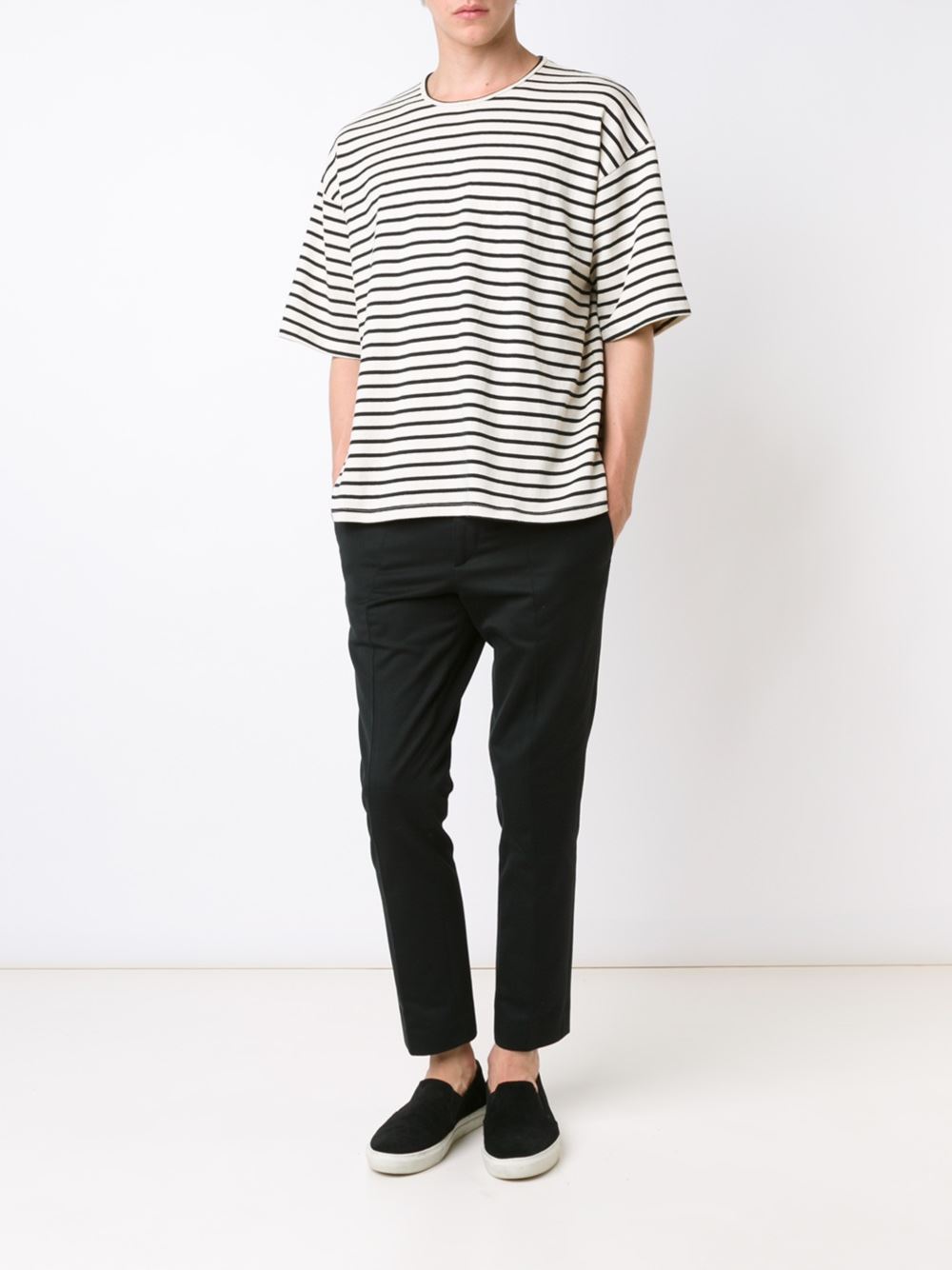 ‘4th Collection’条纹T恤