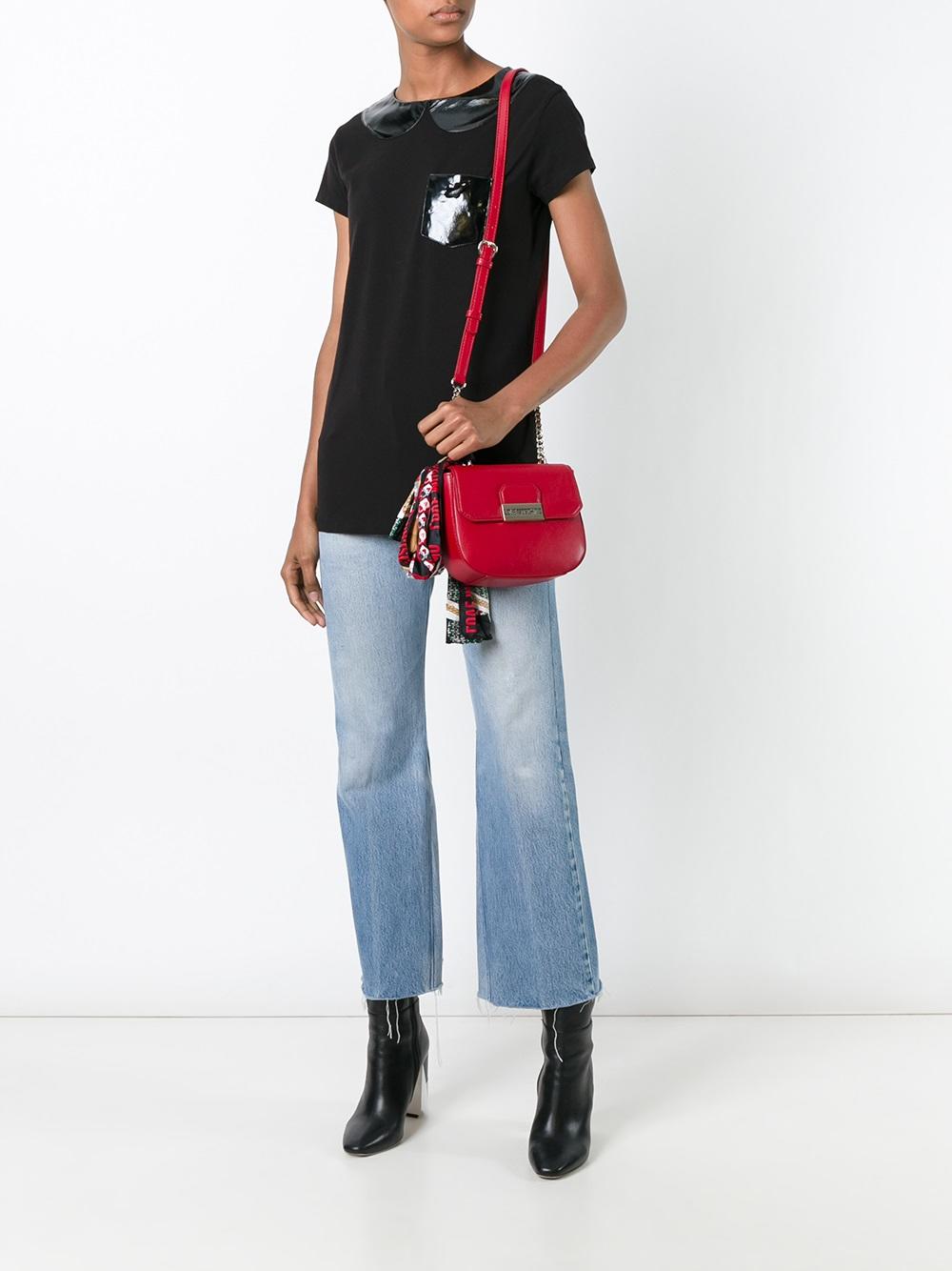 flap closure crossbody bag