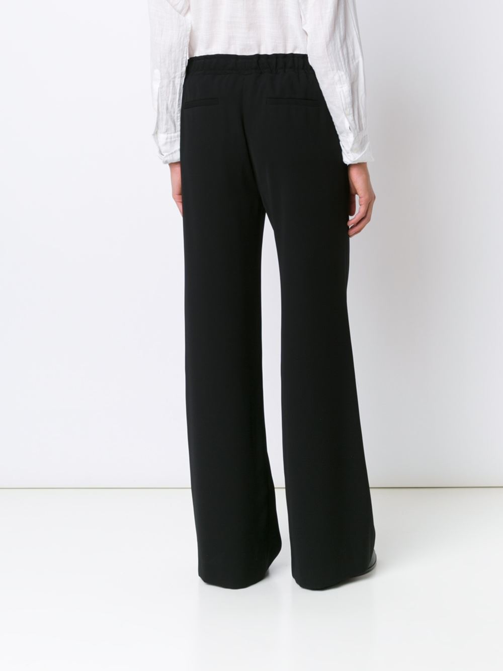 loose fit trousers