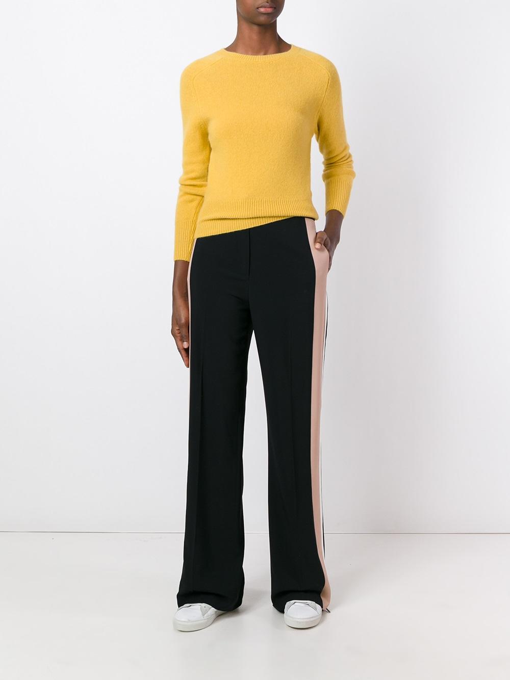 round neck jumper