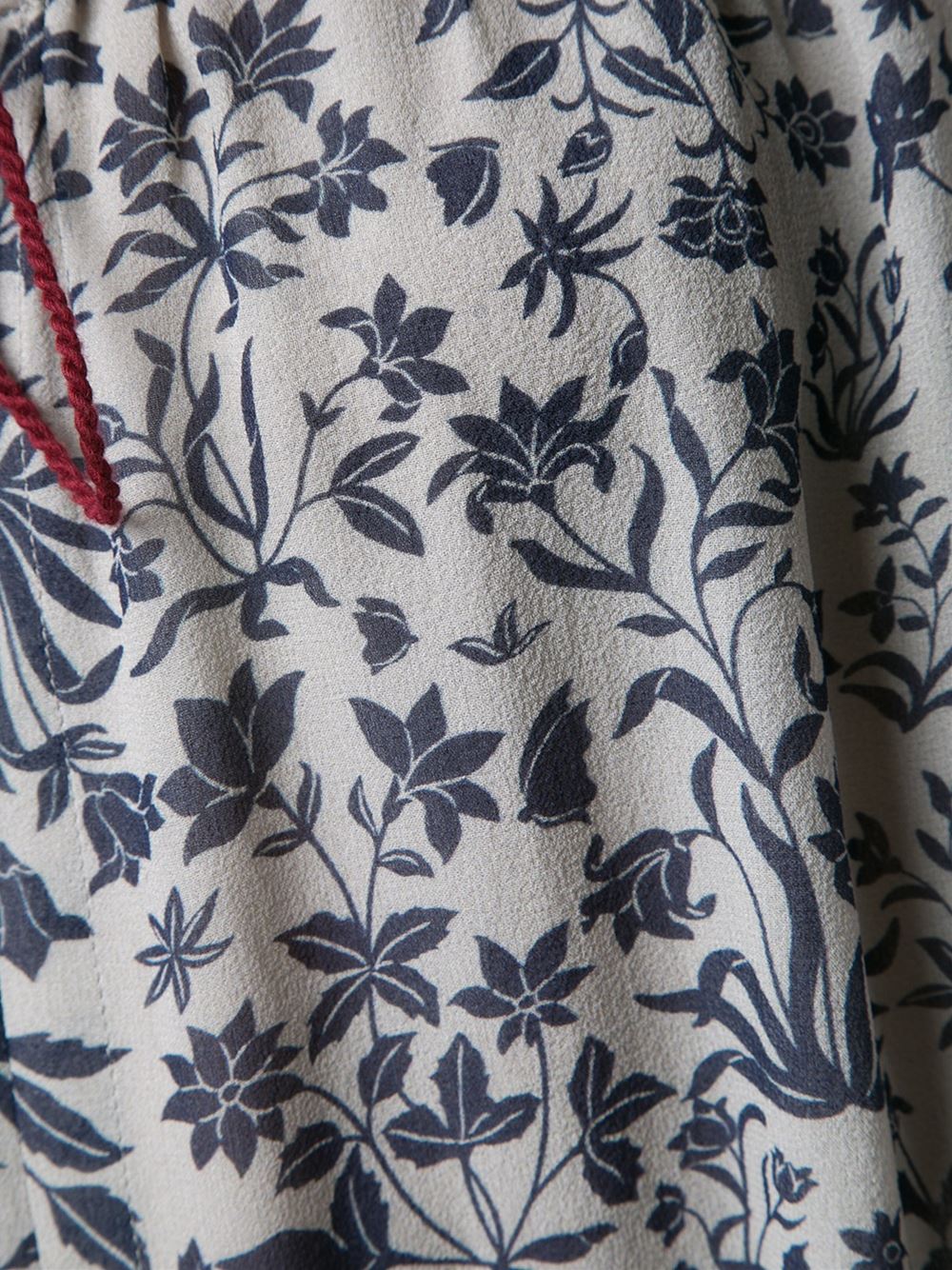 'Manya'上衣