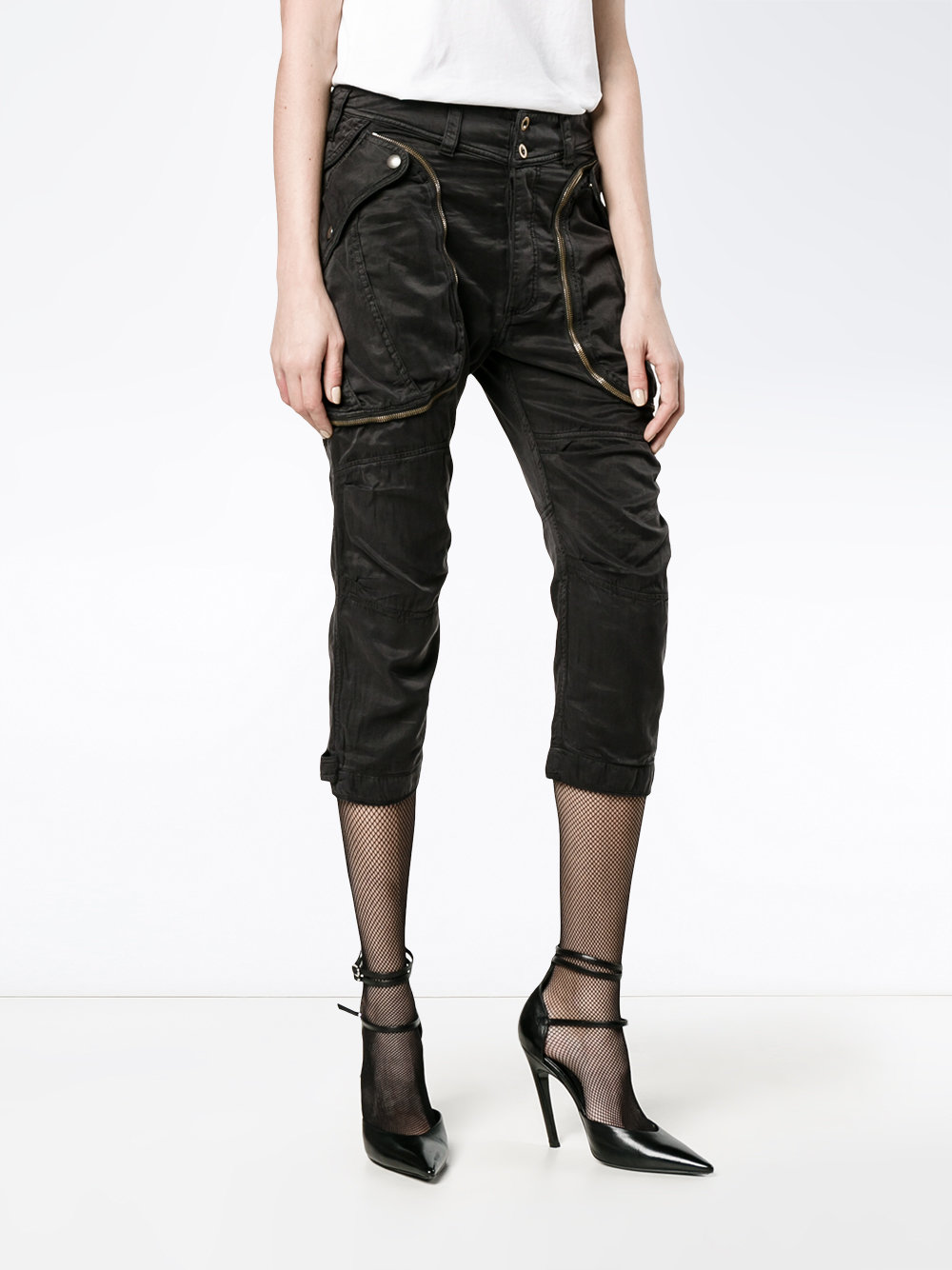 cropped cargo trousers 
