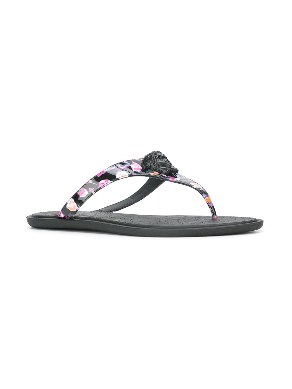 Medusa Palazzo thong sandals