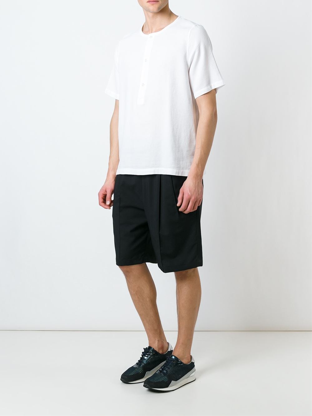 'Weaved Henley'竖排扣T恤