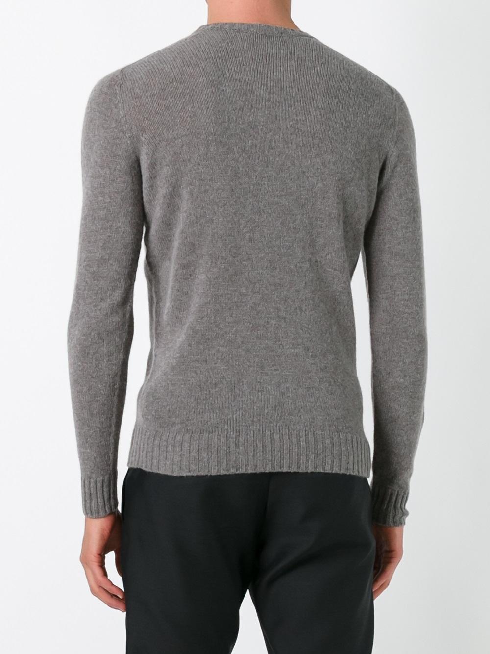 round neck jumper