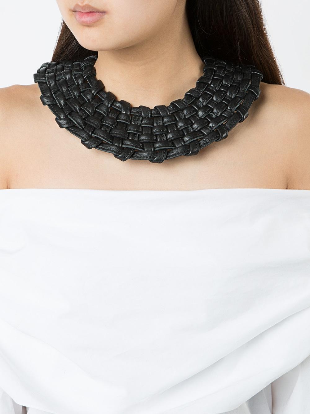 magnetic clasp woven collar