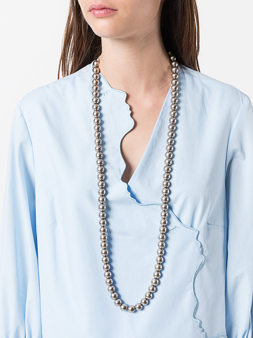 metallic pearl necklace