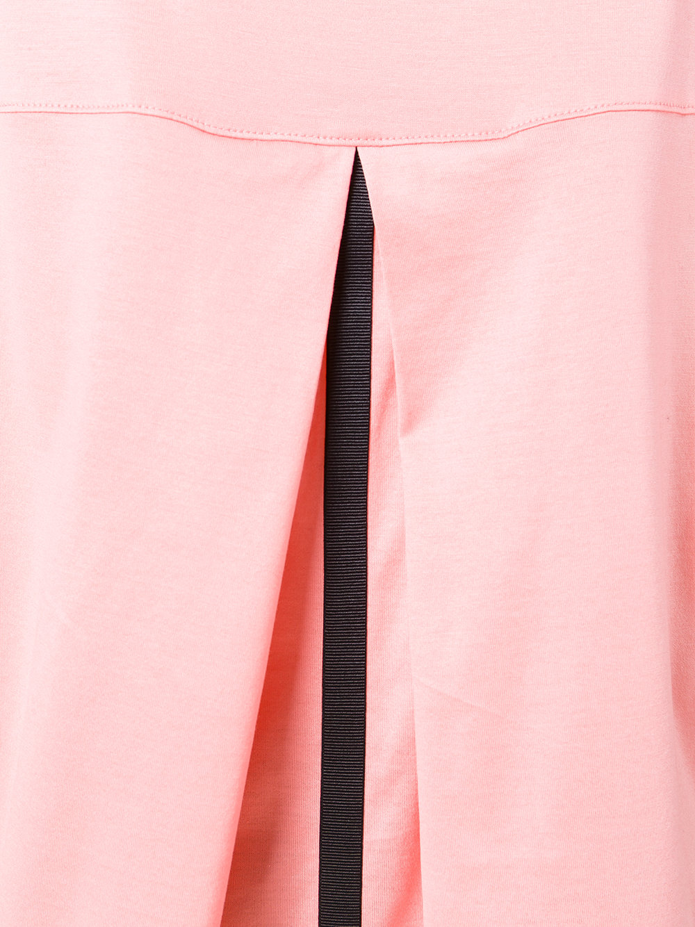 loose-fit T-shirt