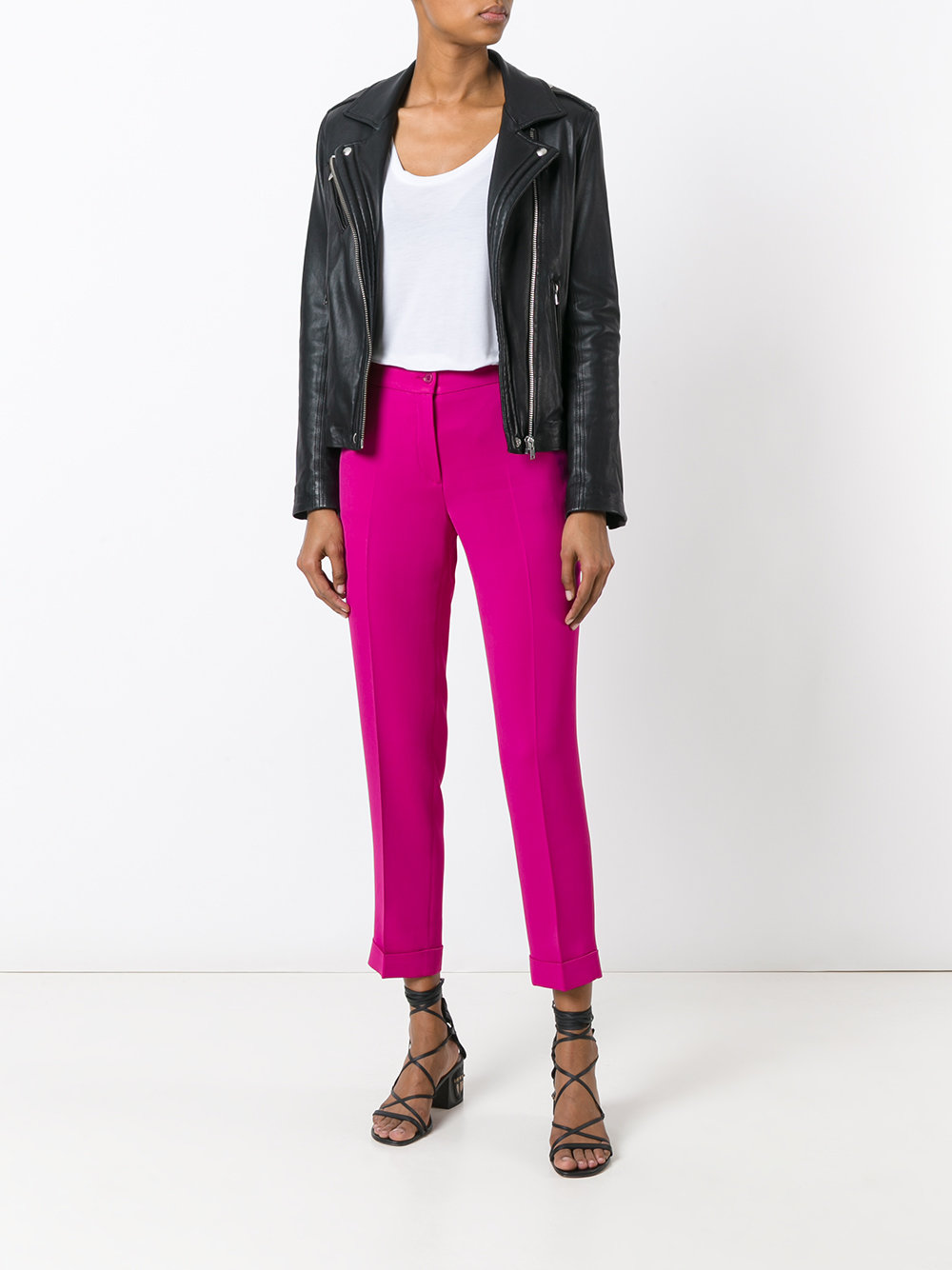 straight trousers 
