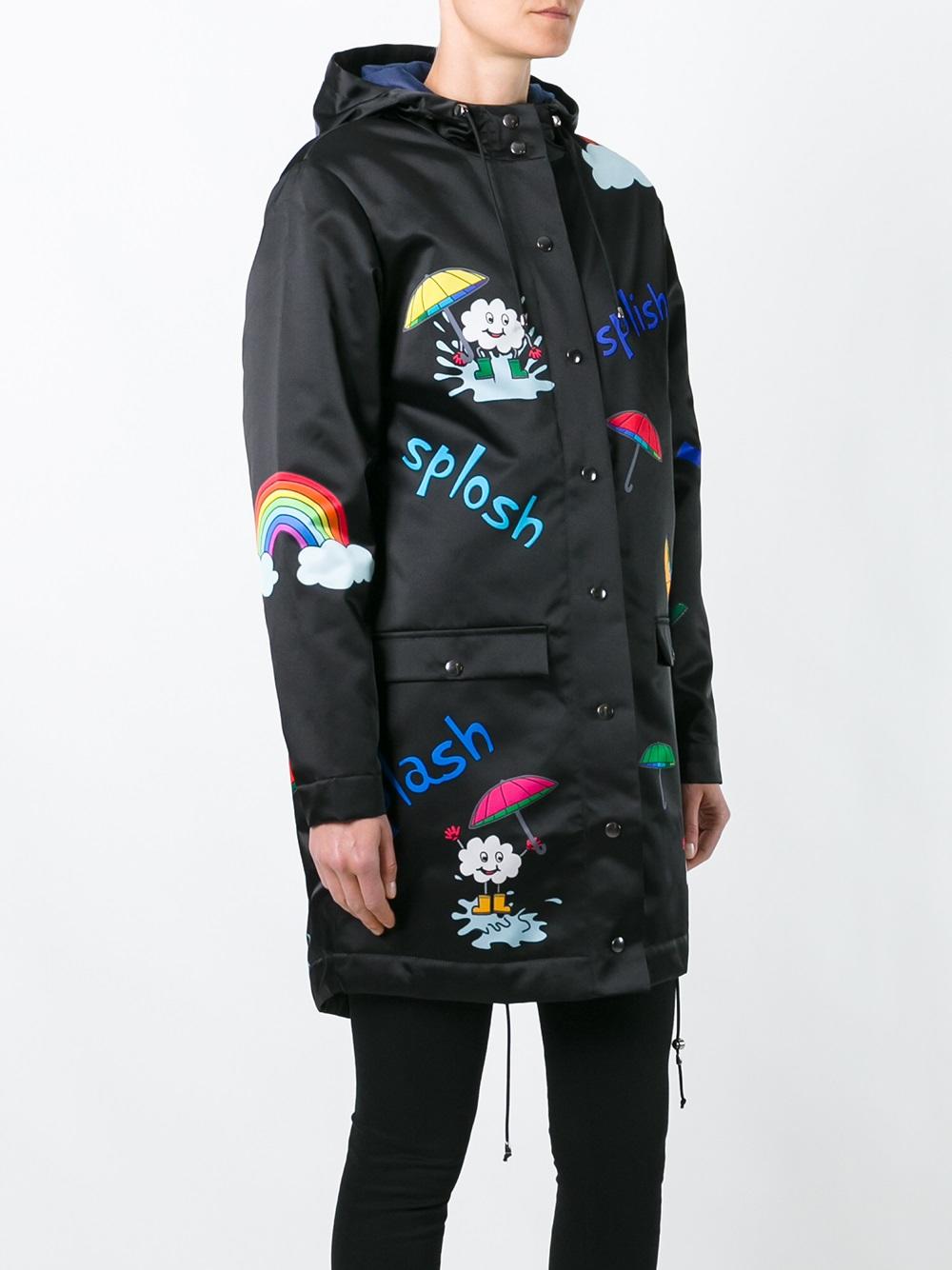 hooded raincoat 