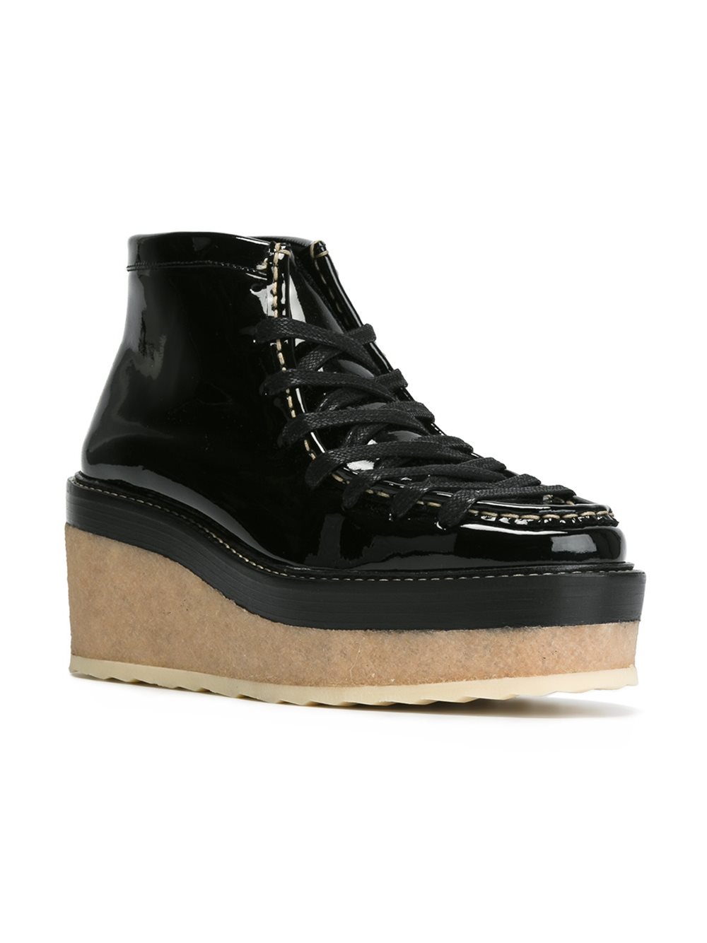 'Trapper' boots