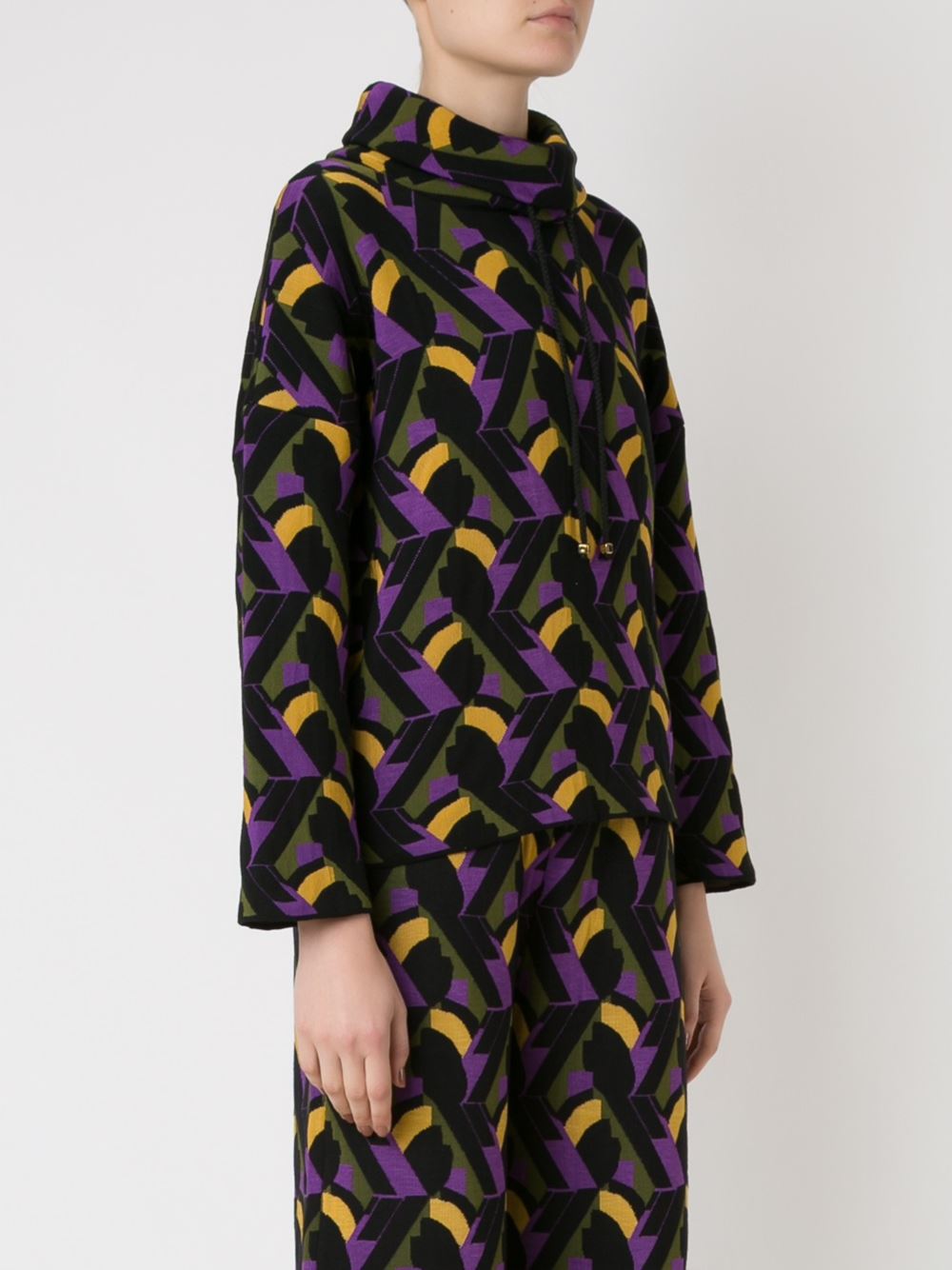 turtle neck pattern knit blouse