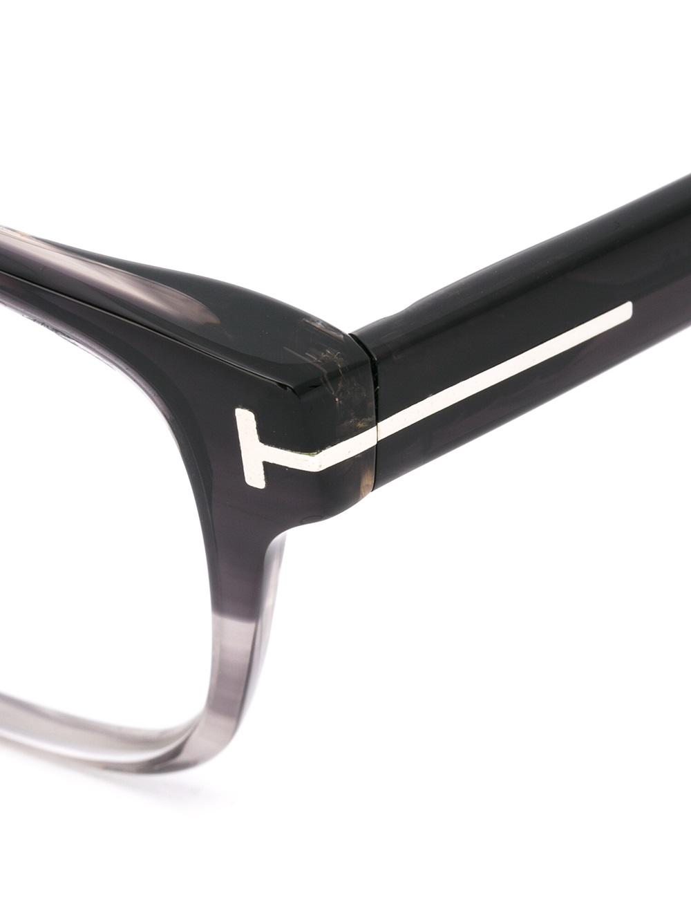 square shaped glasses