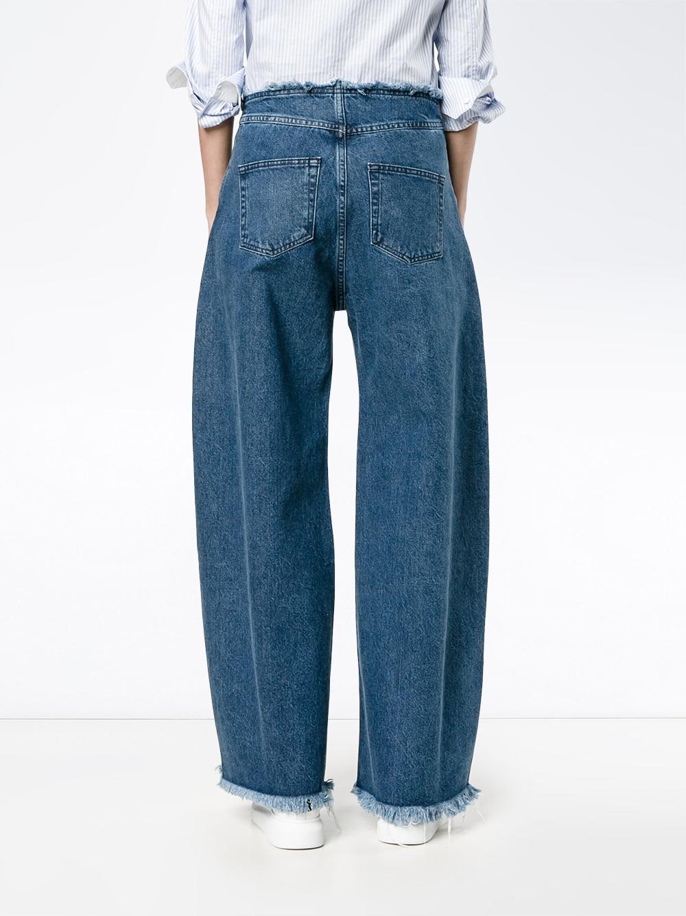 oversized wide-leg jeans