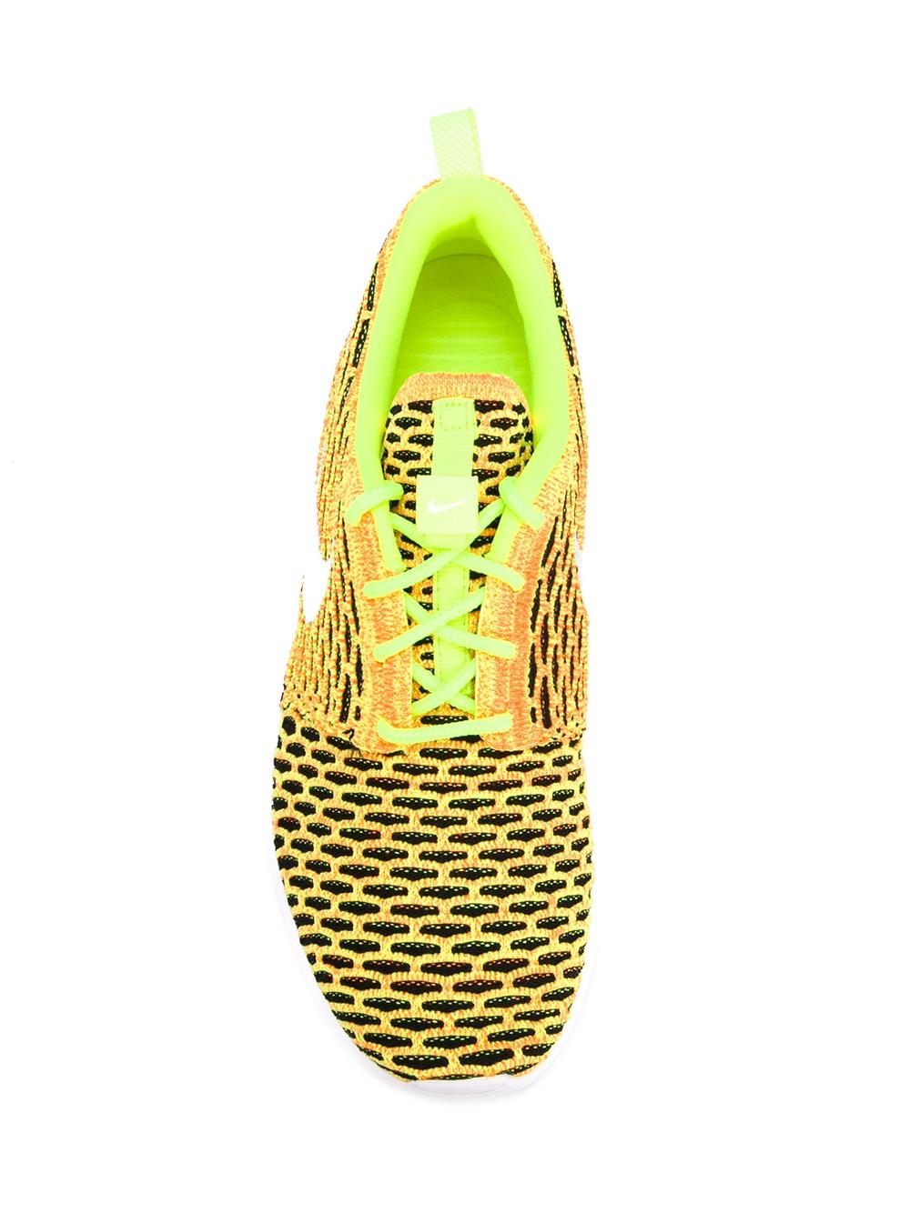 'Roshe Run Flyknit'运动鞋