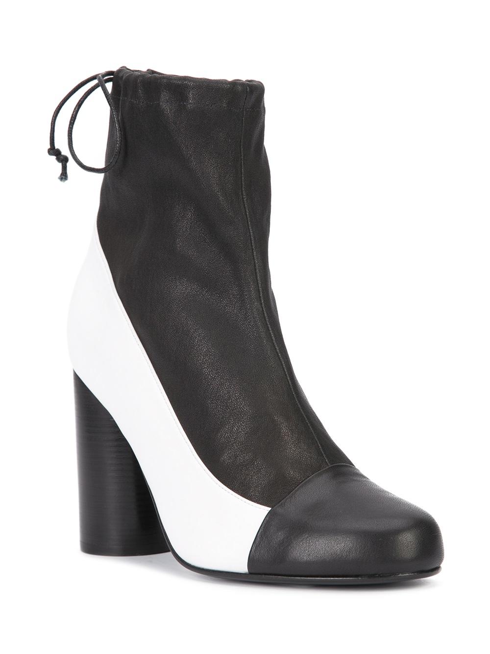 cylinder-heel boots