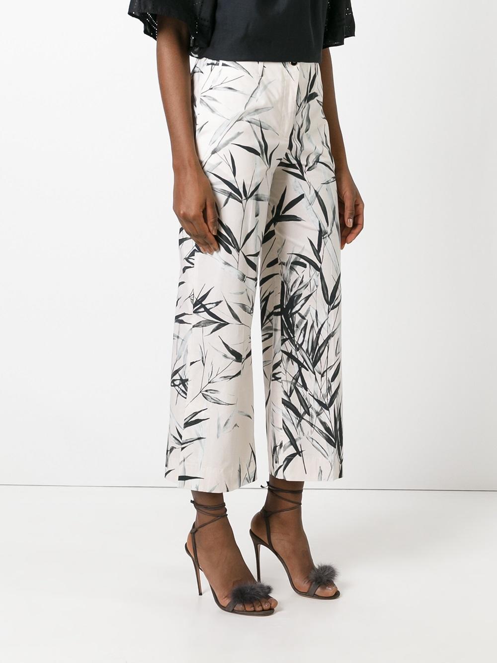 leaves print cropped trousers