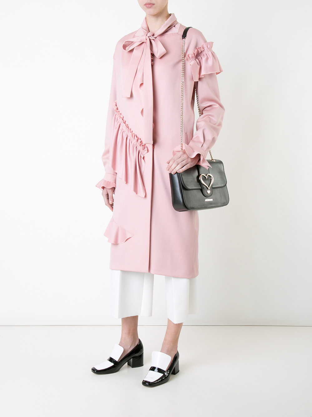 heart buckle shoulder bag