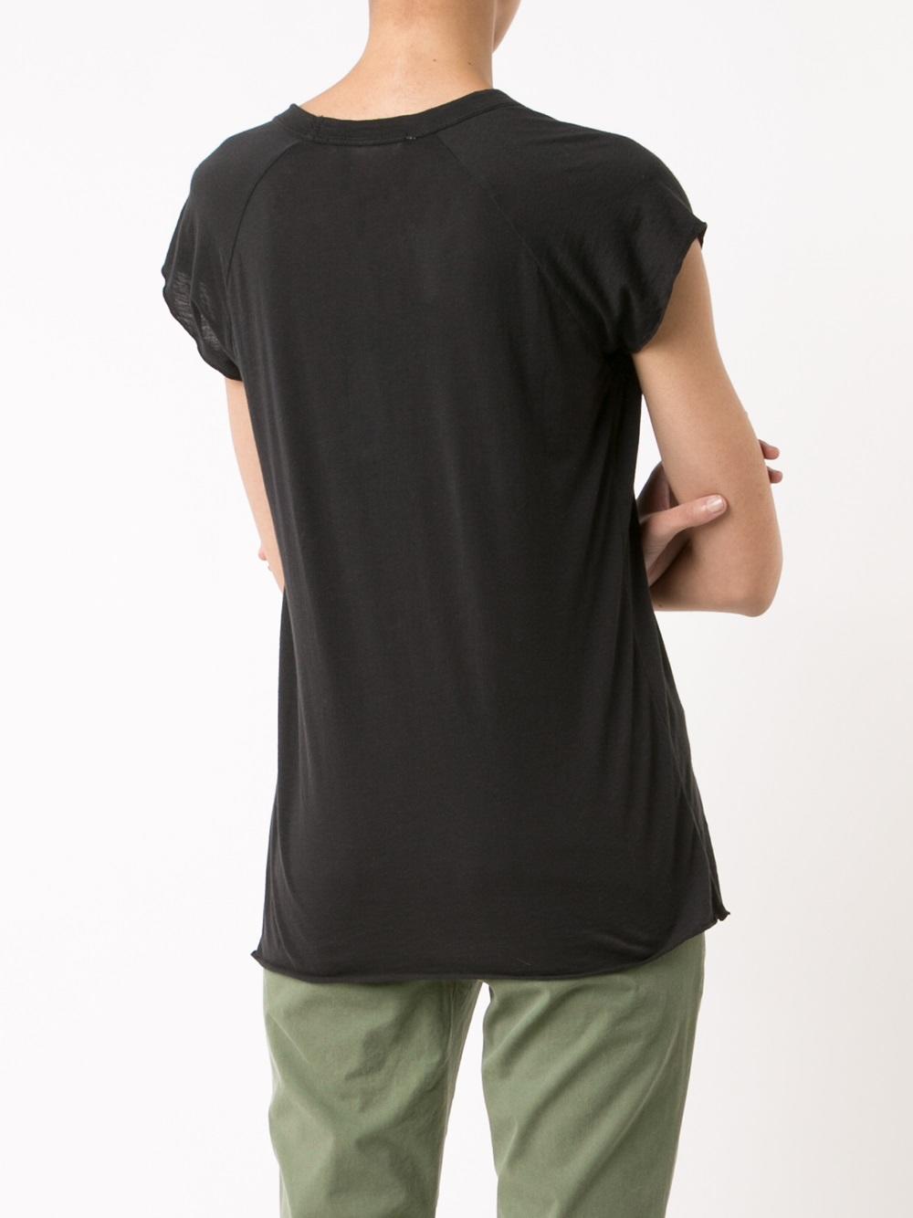 short sleeved T-shirt