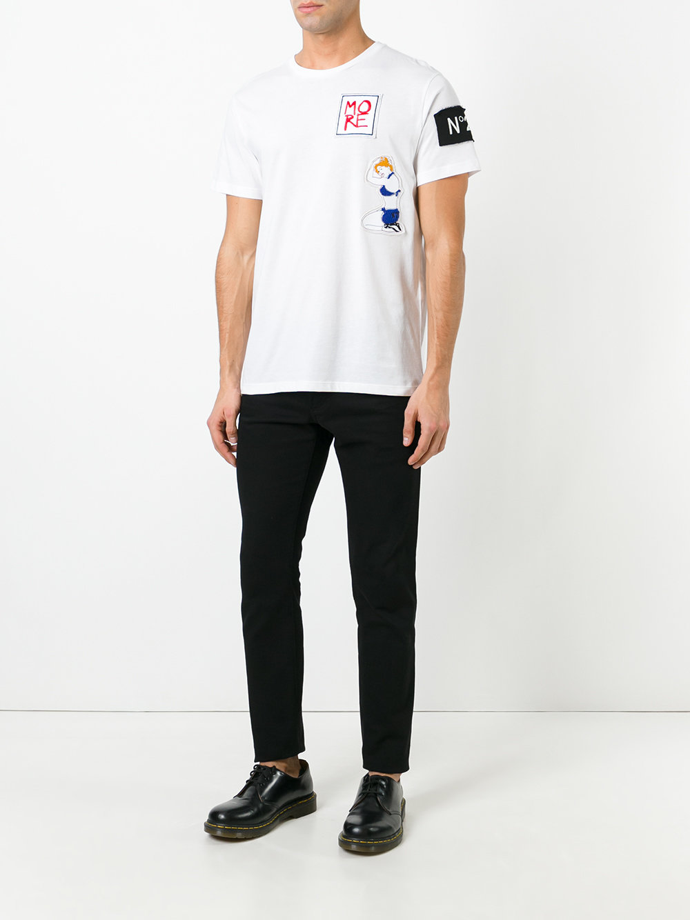 badge patch T-shirt 