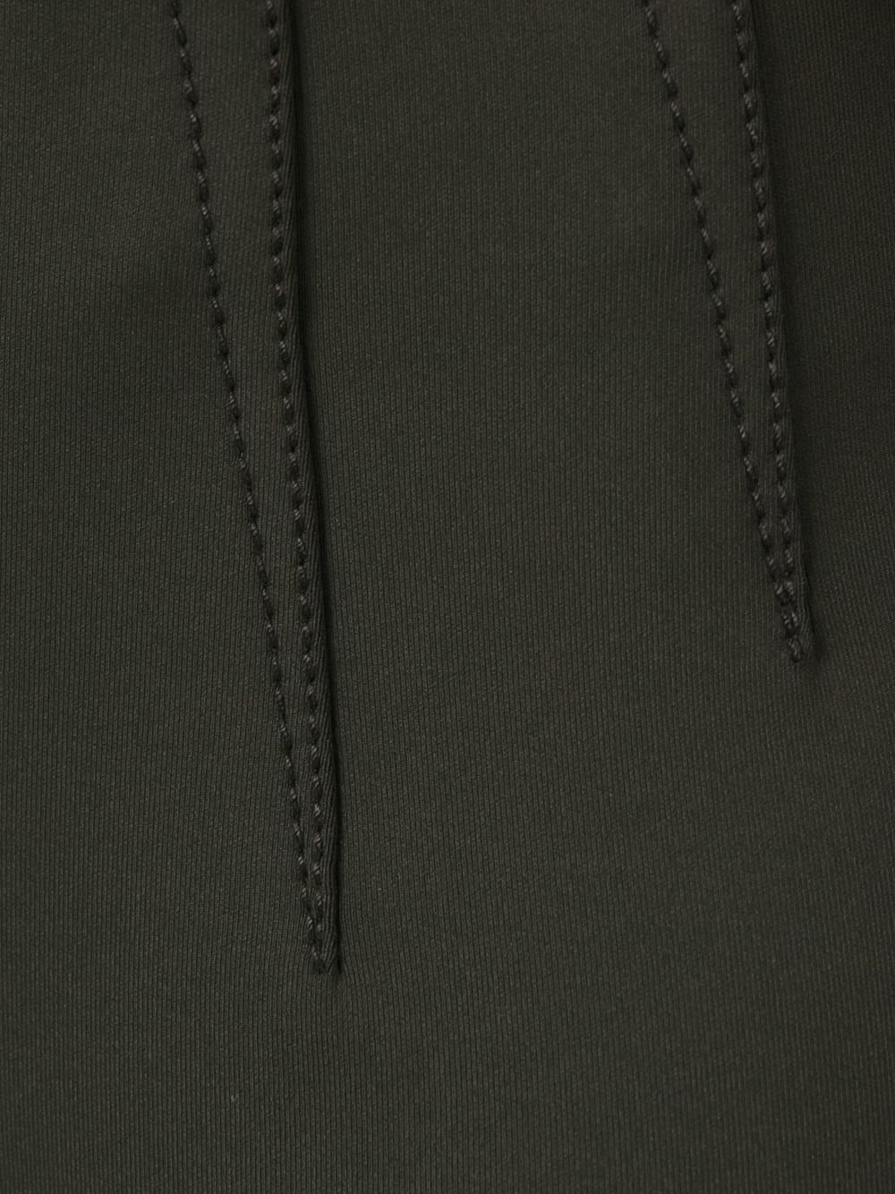 skinny trousers 