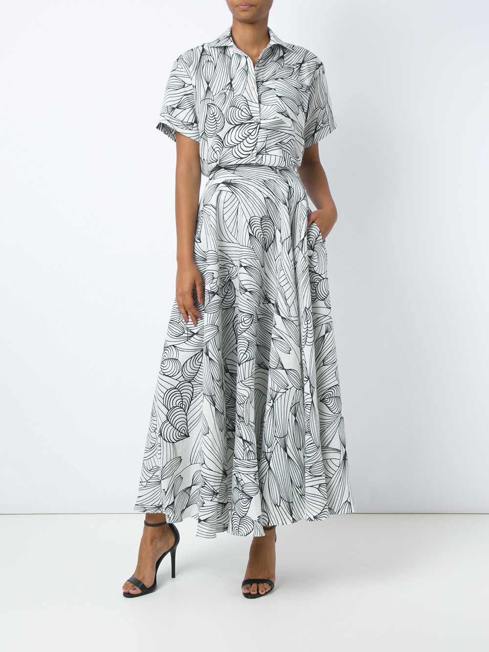 graphic print skirt