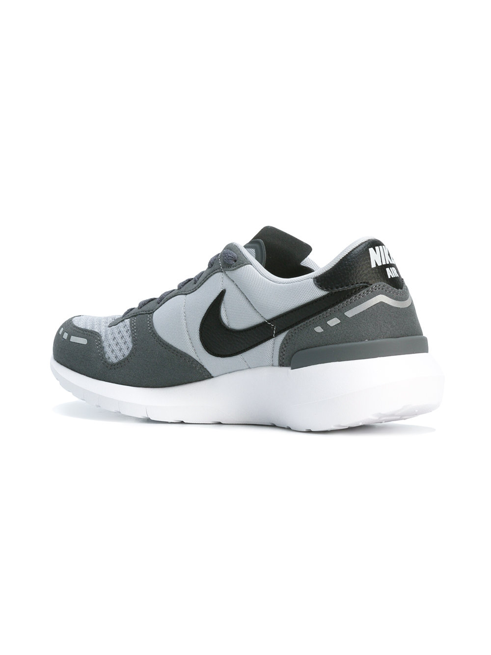 Air Vortex 17运动鞋