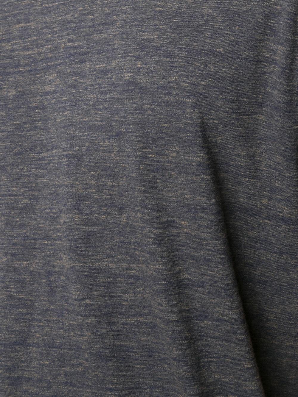 plain T-shirt 